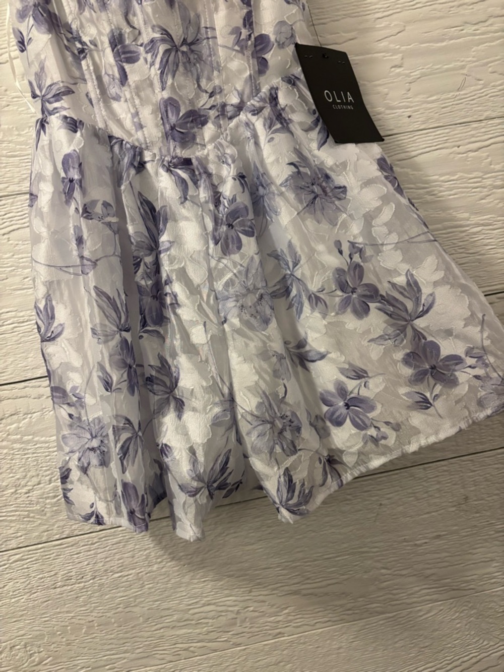 NEW OLIA ROMPER - Picture 4 of 7